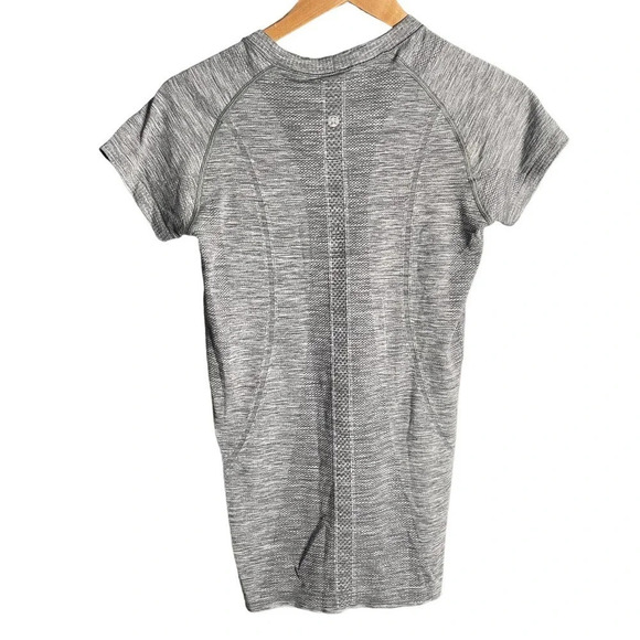 Lululemon Swiftly Tech Short Sleeve Crew Running Tee Gray - Picture 3 of 4